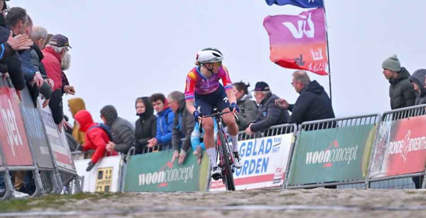Lorena Wiebes @lorenawiebes vince per la quarta volta consecutiva la Ronde van Drenthe