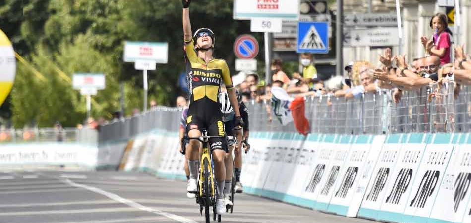 Giro d'Italia: Marianne Vos trionfa a Ovada 