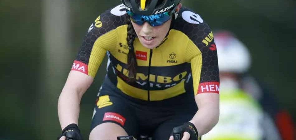 Anna Henderson conquista la prima vittoria da professionista al Tour de Belle Isle en Terre