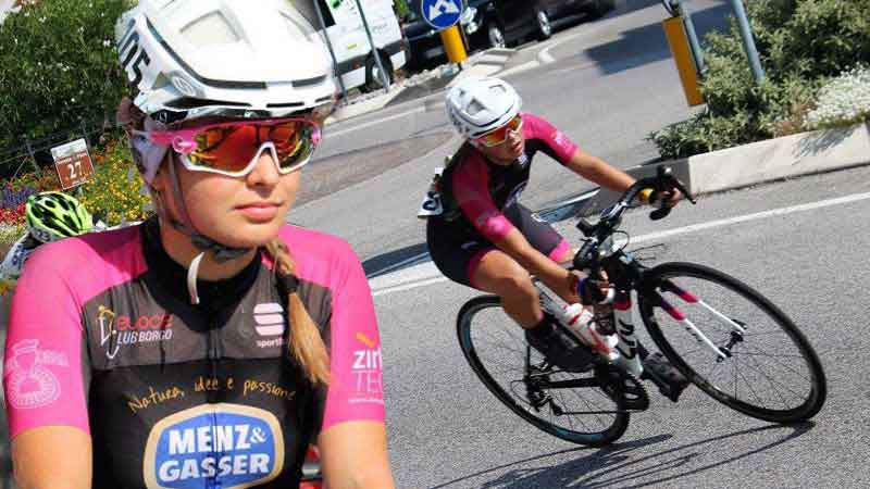 Un buon compleanno a Kristel Sandri, regista di cicliste.eu su Instagram!