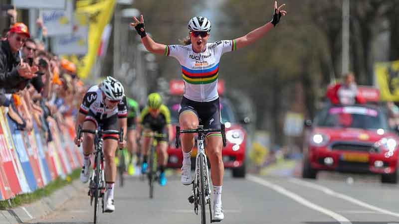 Sfavilla l’iride di Chantal Blaak alla Amstel Gold Race Ladies
