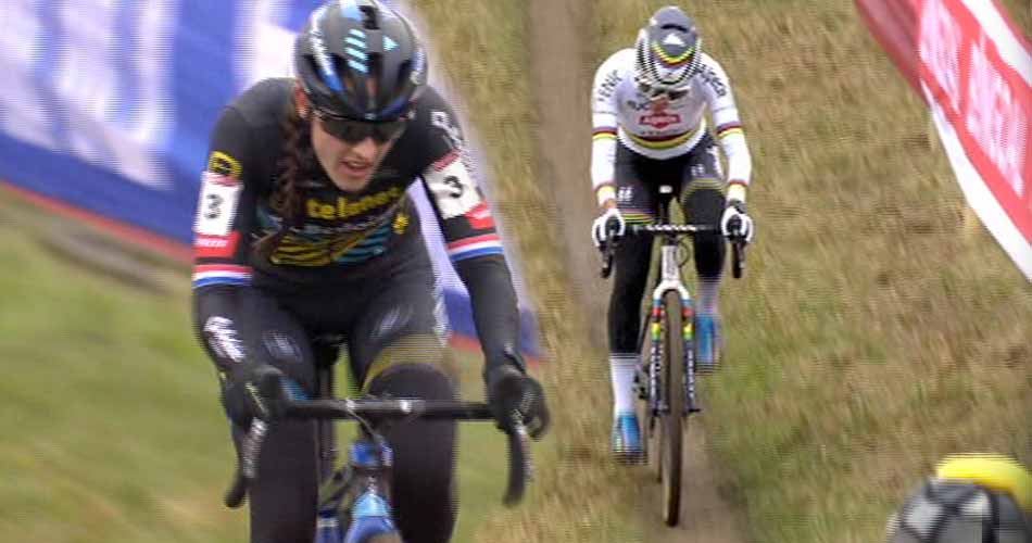 Coppa del Mondo Ciclocross: Lucinda Brand stacca Ceylin del Carmen Alvarado e trionfa a Tabor